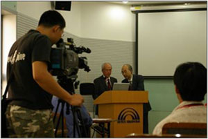 �J�����}��