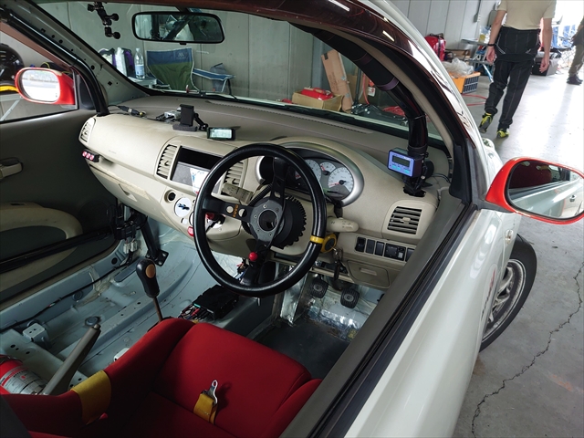 ���ϑO��March�̓���