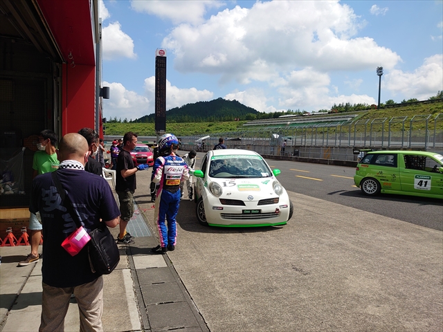 �W���K�[�H