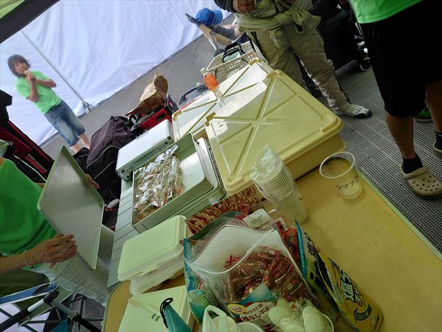 �Ă����ăp��